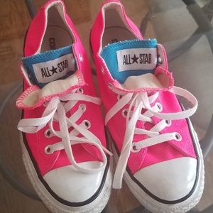 Hot pink & electric blue chucks 7
